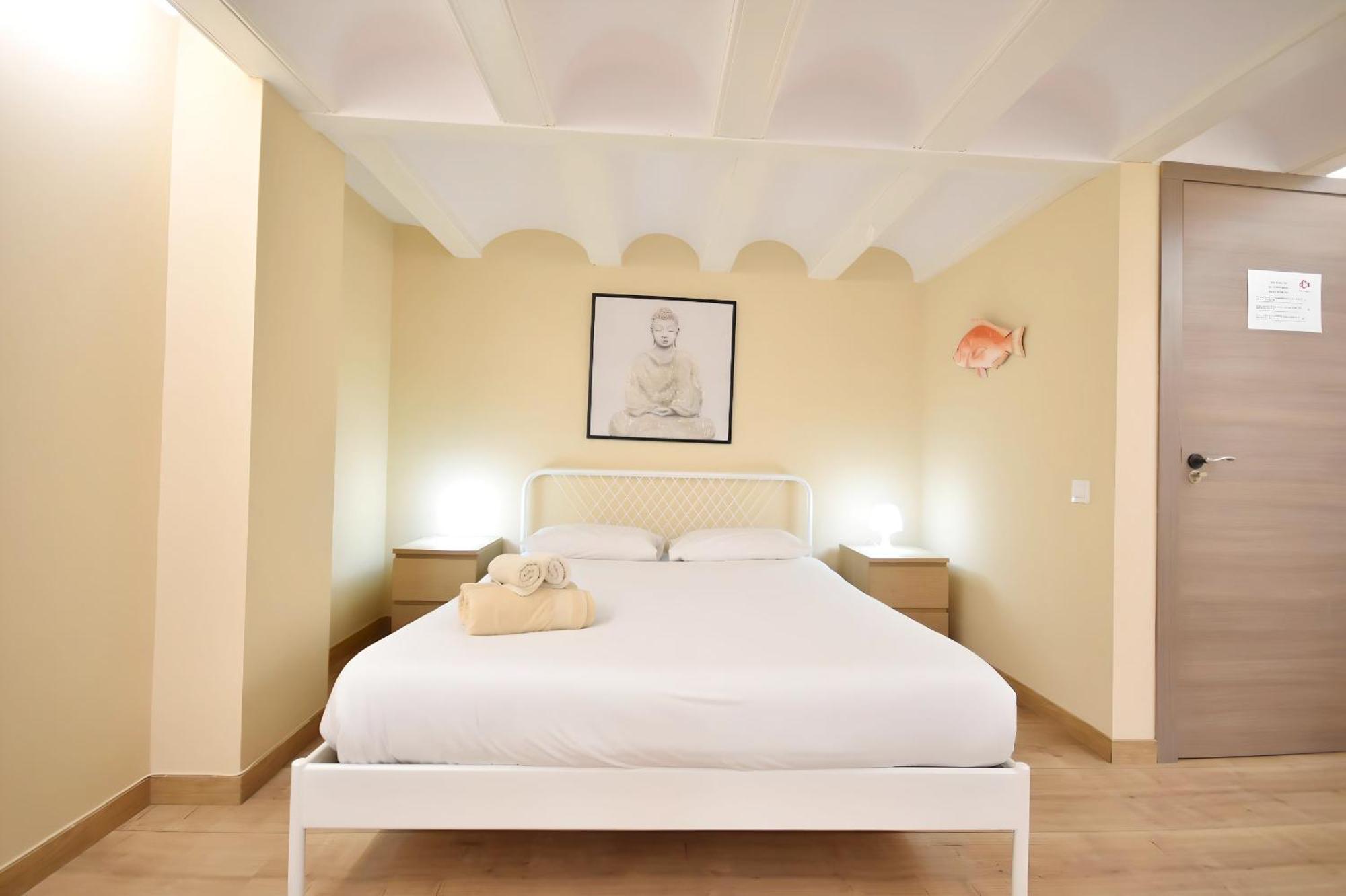 Centrico Apartamento Al Lado De Torres De Quart Valencia Buitenkant foto