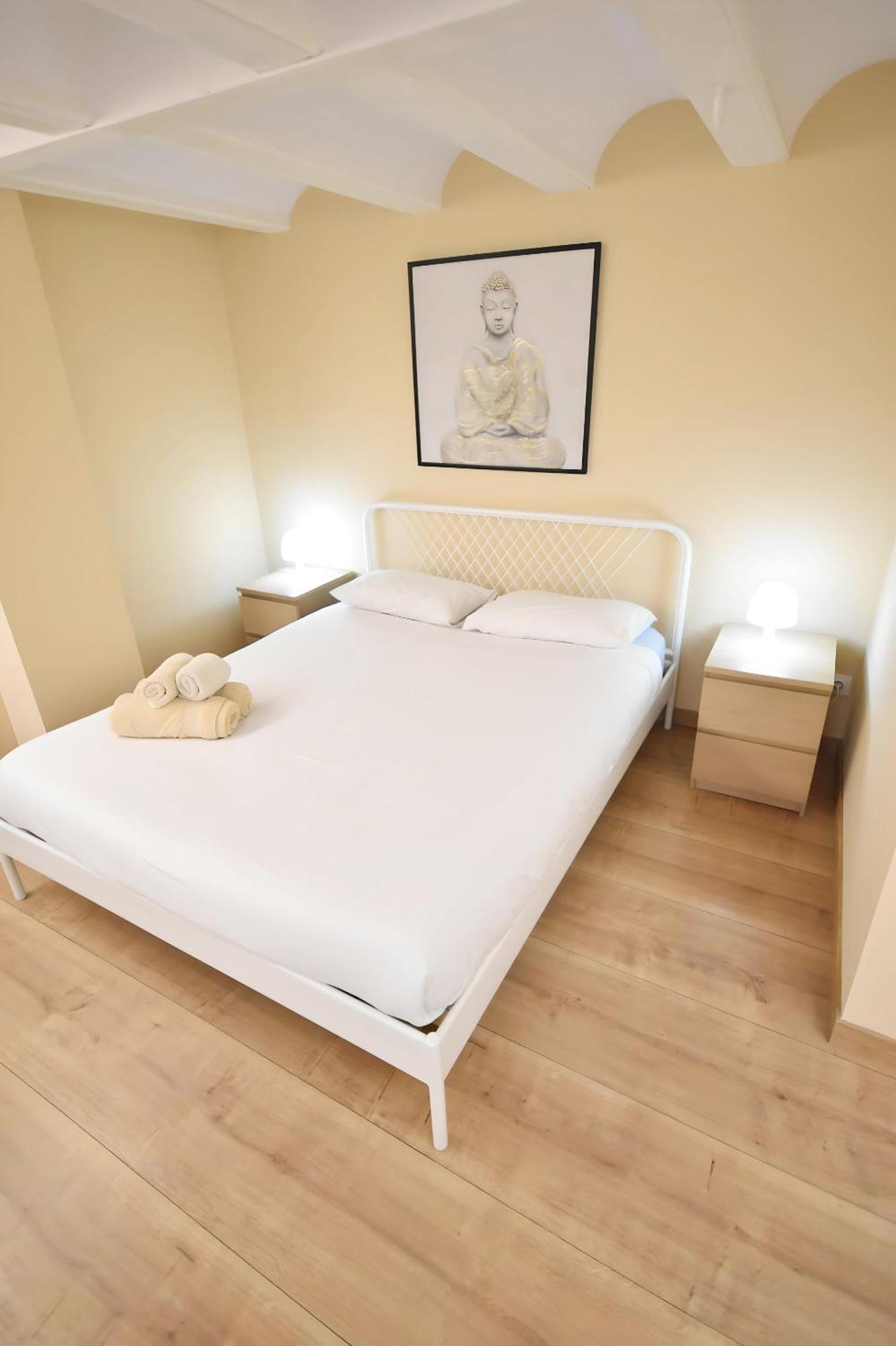 Centrico Apartamento Al Lado De Torres De Quart Valencia Buitenkant foto