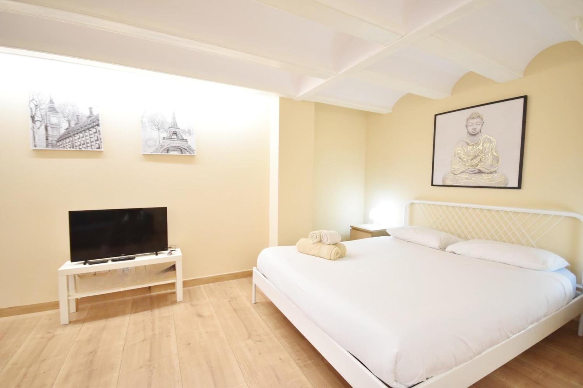 Centrico Apartamento Al Lado De Torres De Quart Valencia Buitenkant foto